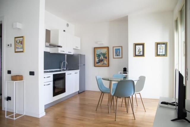 Appartement Grande Monolocale Con Parcheggio Interrato Incluso à Gênes Extérieur photo