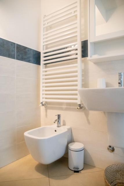 Appartement Grande Monolocale Con Parcheggio Interrato Incluso à Gênes Extérieur photo